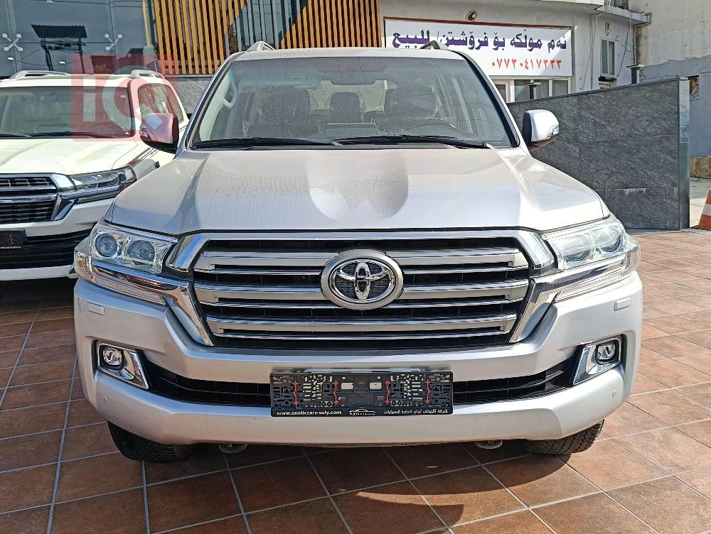 تويوتا لاندكروزر